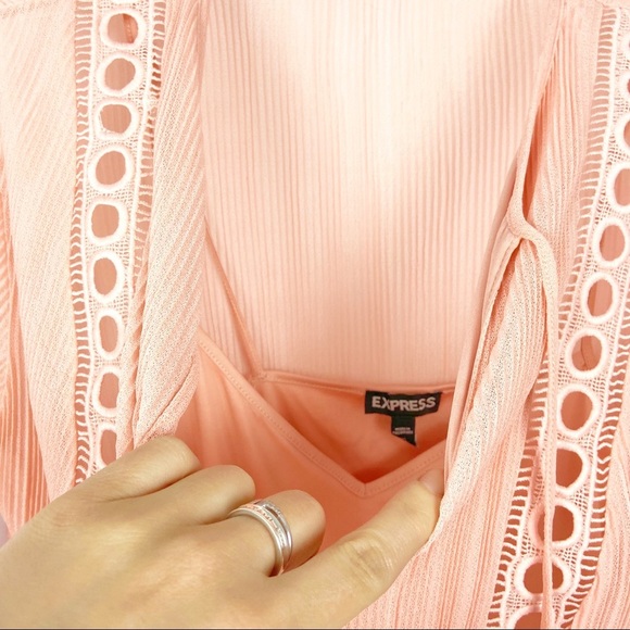 Express blush pink boho ruffle hem top XS - Picture 4 of 7